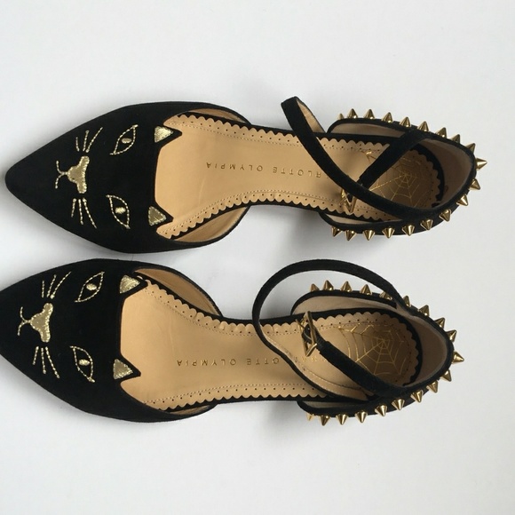 Shoes - Picture 4 of 5